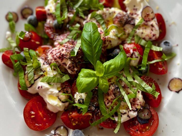 Burrata salade met tomaten